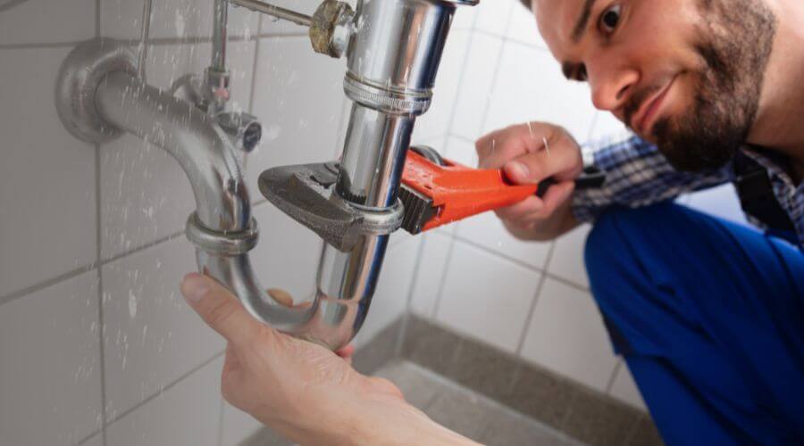 Professional emergency plumbing in Hartsville, IN